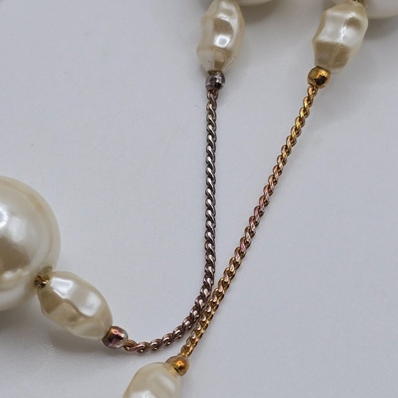 Vintage Synthetic Pearl Long Necklace 14K Gold Plated Elegant Fashion Jewelry - Picture 5 of 7